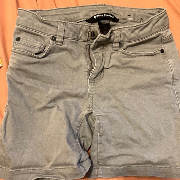 Black Diamond Women’s Stretch Font Short Size 2 Gray - Picture 1 of 3